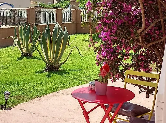 Un Nid Douillet En Bord De !! *