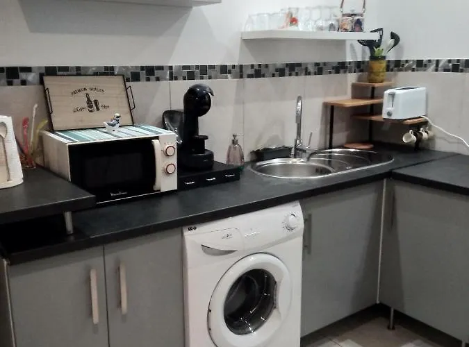 Un Nid Douillet En Bord De !! Daire Lucciana (Corsica)